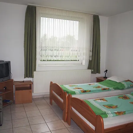 Πανσιόν Ujsziget Vendeghaz 3*