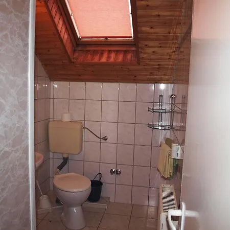 Ujsziget Vendeghaz