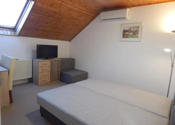 Penzion Ujsziget Vendeghaz Sárvár